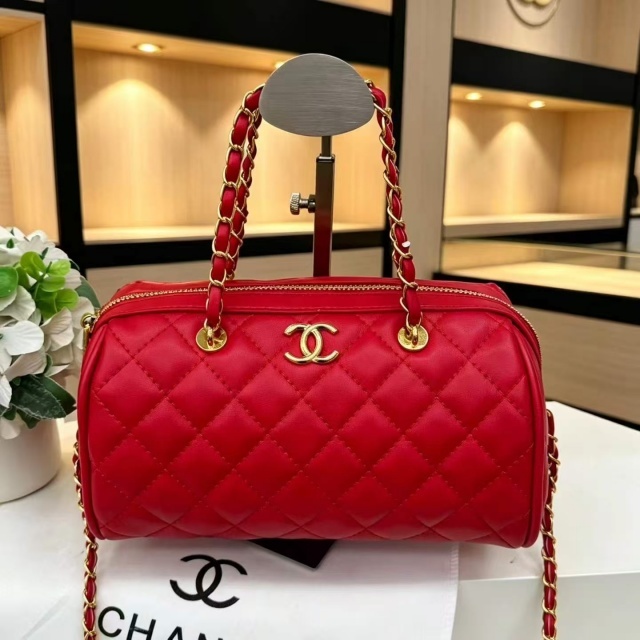 Metal Logo Leather Fashion Crossbody Handbags