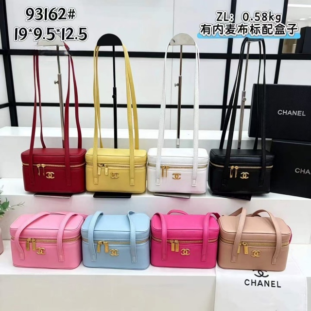 Metal Logo Luxury Women Shoulder Bags