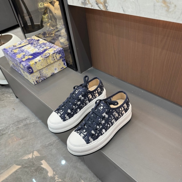 Thick-Soled Fashion Embroidery Women Sneakers
