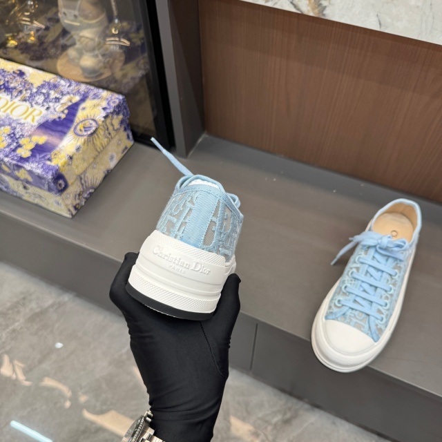 Thick-Soled Fashion Embroidery Women Sneakers