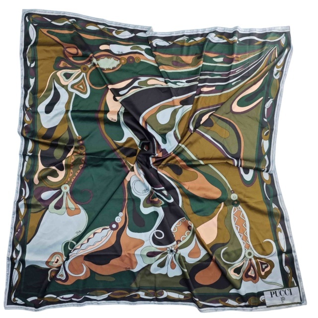 Beachwear Printed Bikinis Set with Scarf