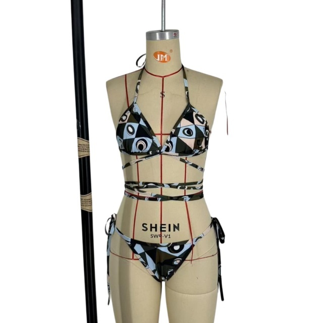 Chic Printed Strappy Bikinis Set with Scarf