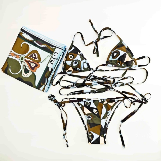 Chic Printed Strappy Bikinis Set with Scarf