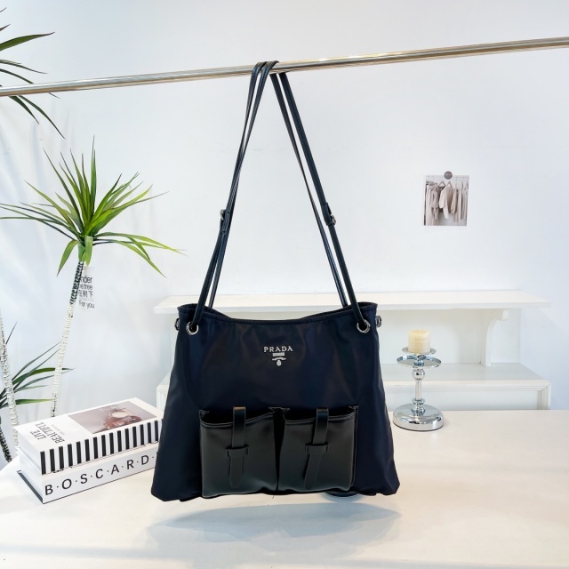 Luxury Fashion Chic Crossbody Bags