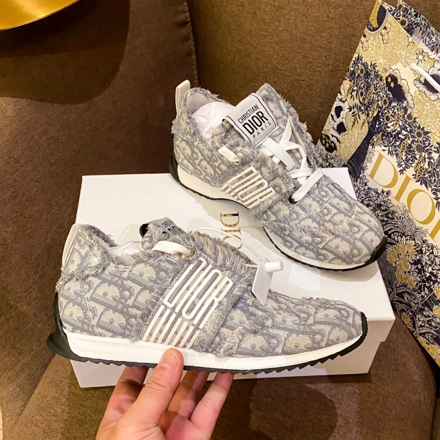 Luxury Fashion Design Women Casual Sneakers