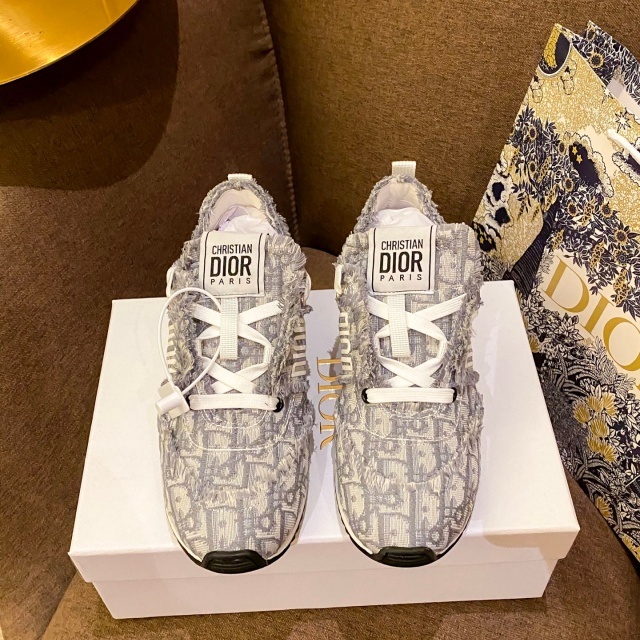 Luxury Fashion Design Women Casual Sneakers