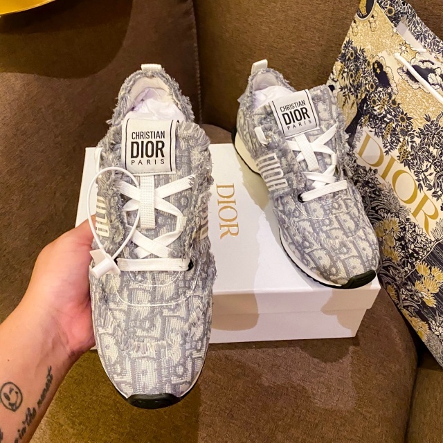 Luxury Fashion Design Women Casual Sneakers