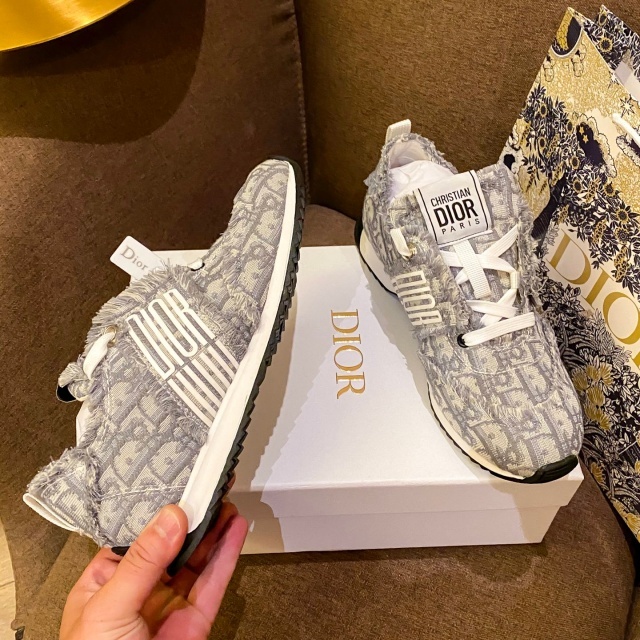 Luxury Fashion Design Women Casual Sneakers