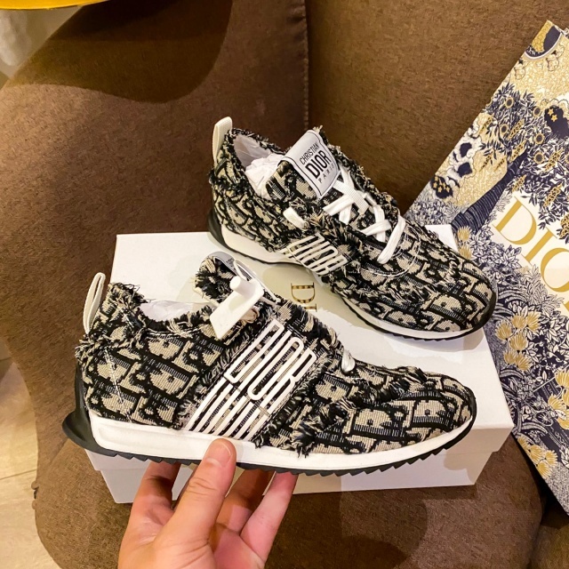 Luxury Fashion Design Women Casual Sneakers