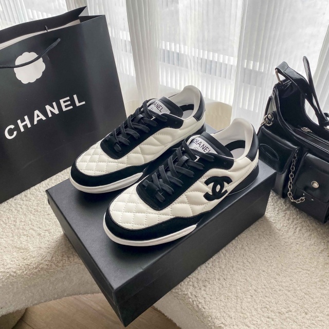 Color Block Fashion Chic Sneakers