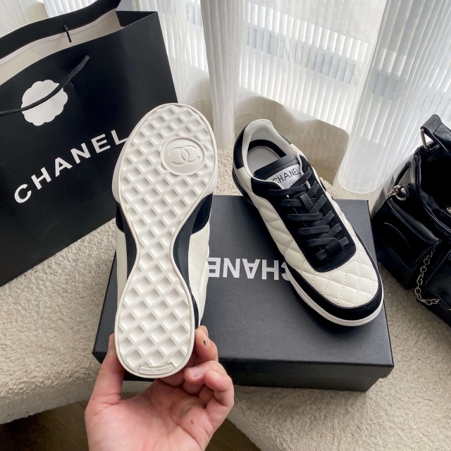 Color Block Fashion Chic Sneakers