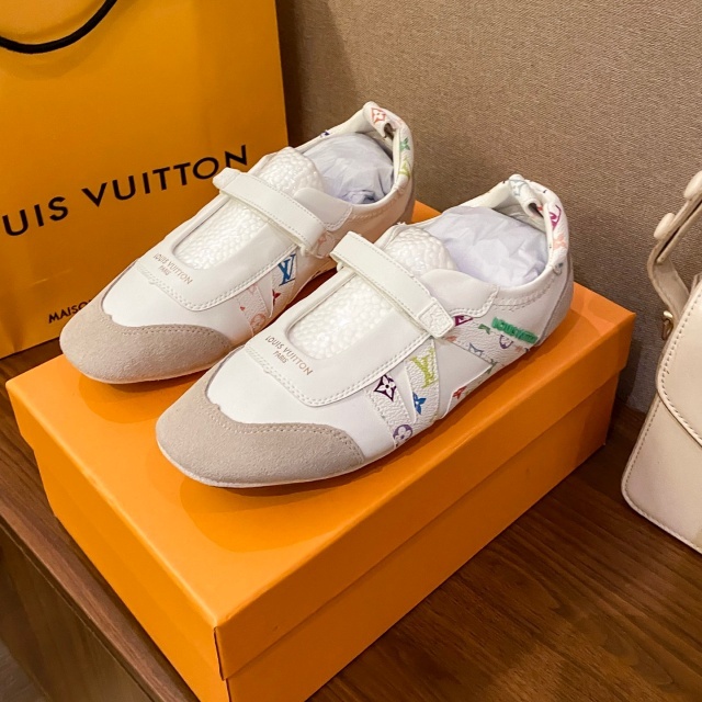 Fashion Hollow Out Velcro Women Sneakers