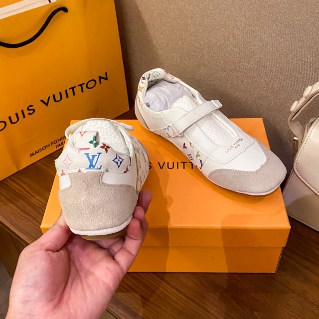 Fashion Hollow Out Velcro Women Sneakers