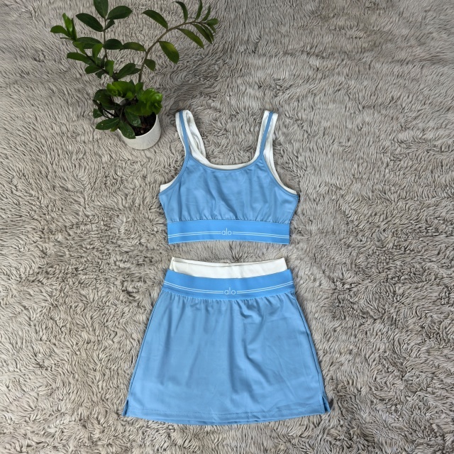 Fashion Sport Women Shorts Skirt Set