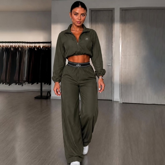 Fashion Embroidery Quick-drying Tracksuit Set