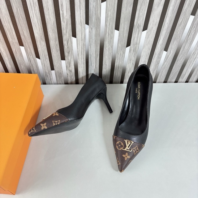 Metal Logo Pointed Toe Women High Heels