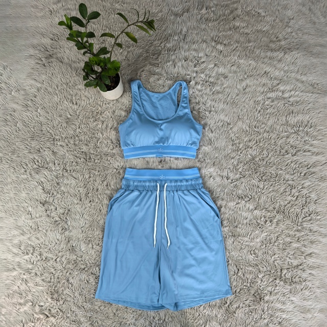Fashion Embroidery Short Yoga Tracksuit Set