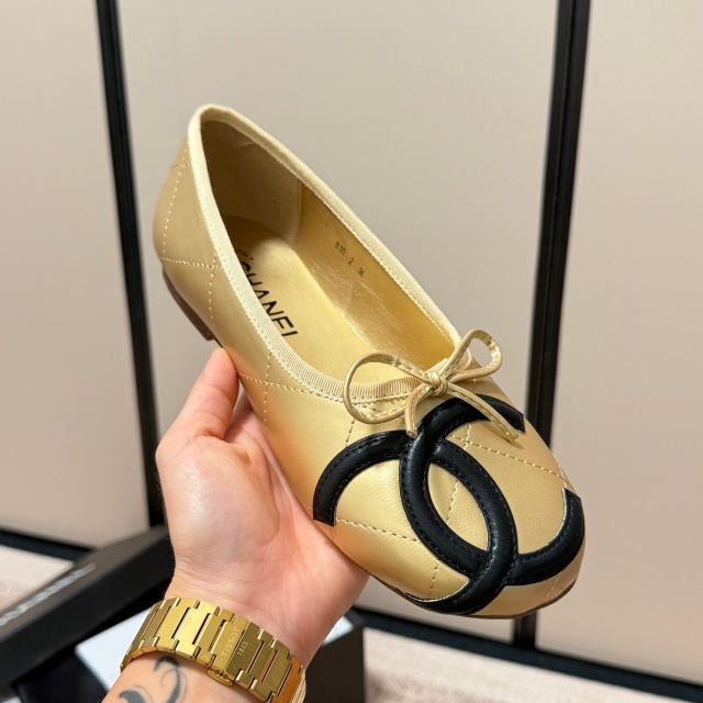 Fashion Leather Women Flat Shoes