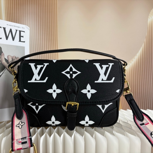 Leather Printed Women Messenger Bags