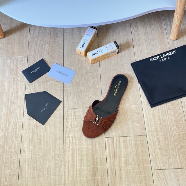 Metal Logo Suede Flat Sandals