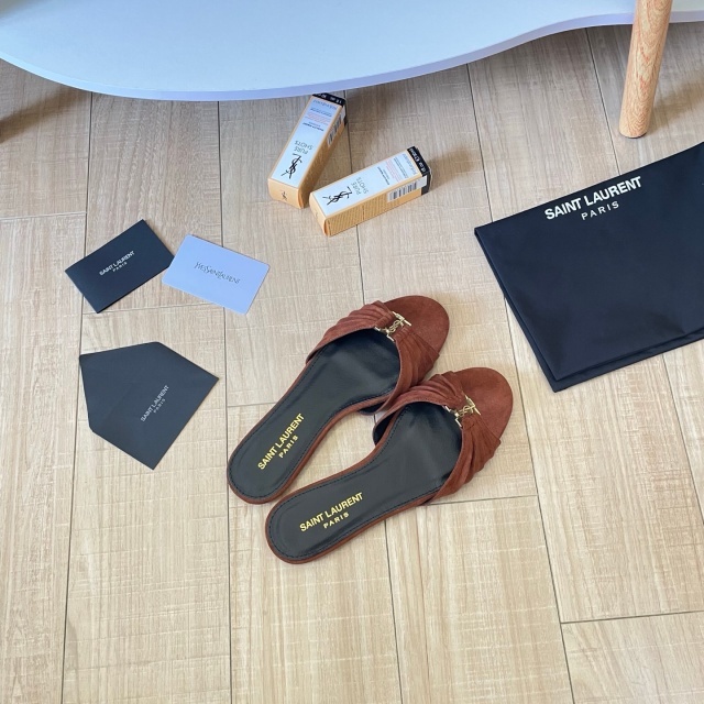 Metal Logo Suede Flat Sandals