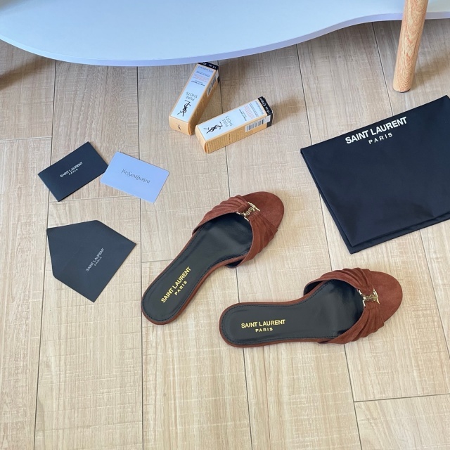 Metal Logo Suede Flat Sandals