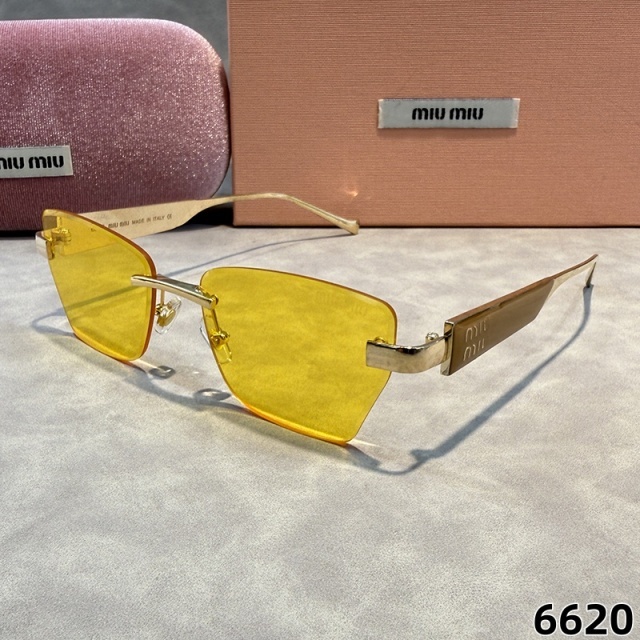 Streetwear Fashion Square Frameless Glasses