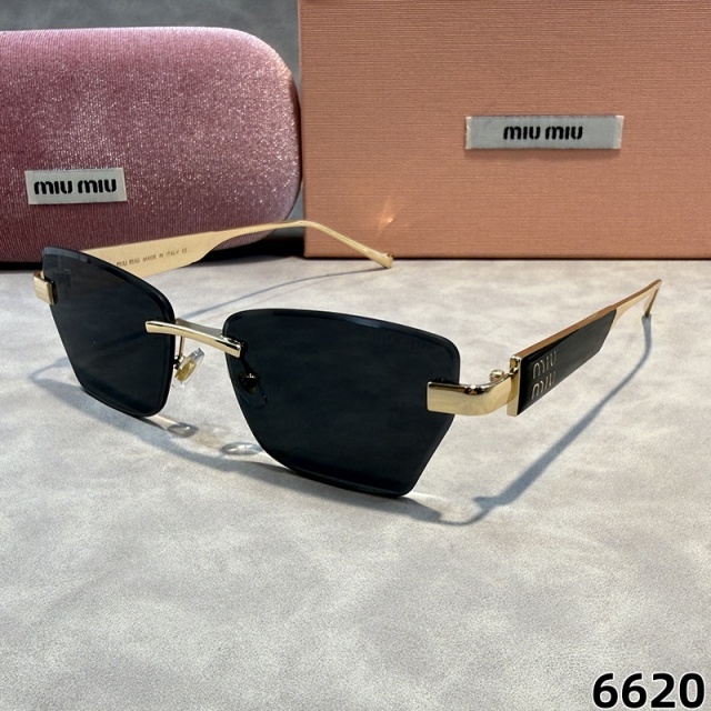 Streetwear Fashion Square Frameless Glasses
