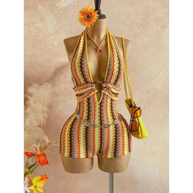 Retro Wavy Stripe Halter-neck Romper