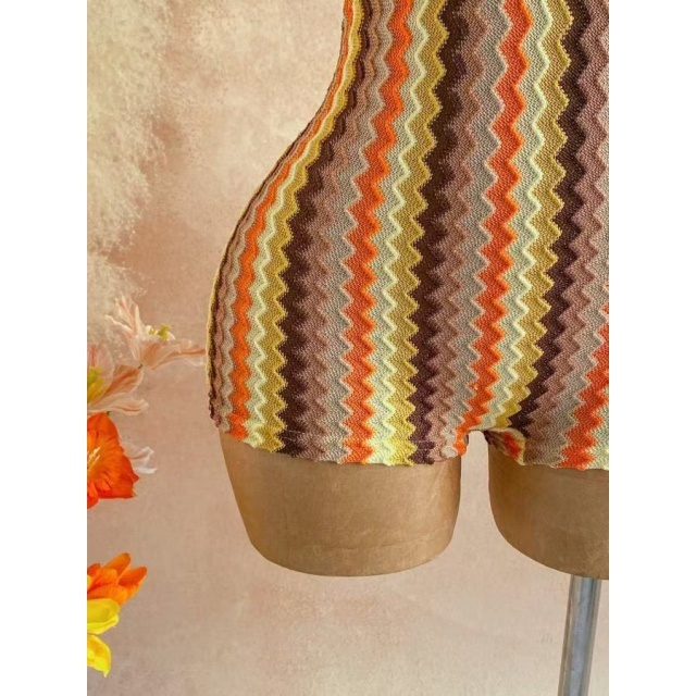 Retro Wavy Stripe Halter-neck Romper