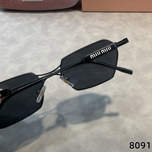 Irregular Full Frame Luxury Unisex Glasses