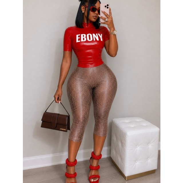 EBONY Printed Top Fitted Midi Pant Set