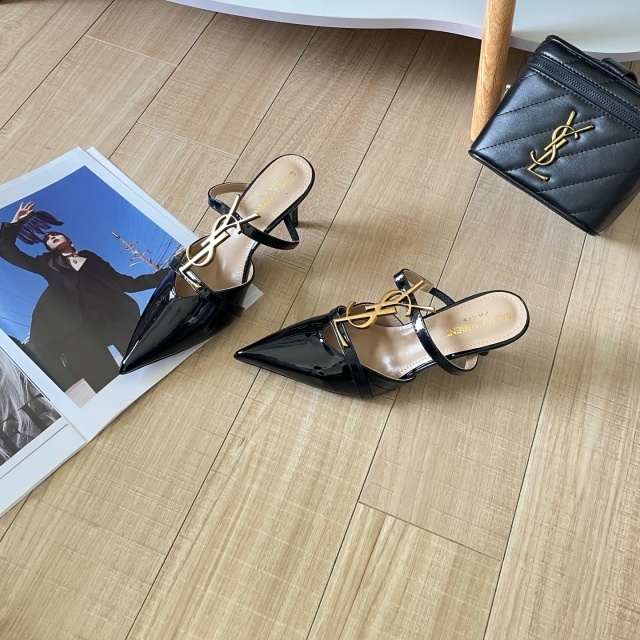 Metal Logo Leather Pointed Toe High Heeled Sandals