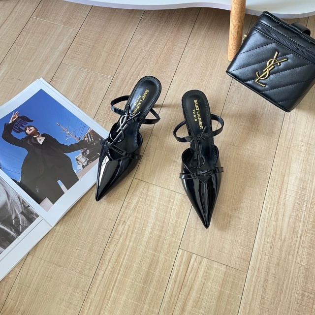 Metal Logo Leather Pointed Toe High Heeled Sandals