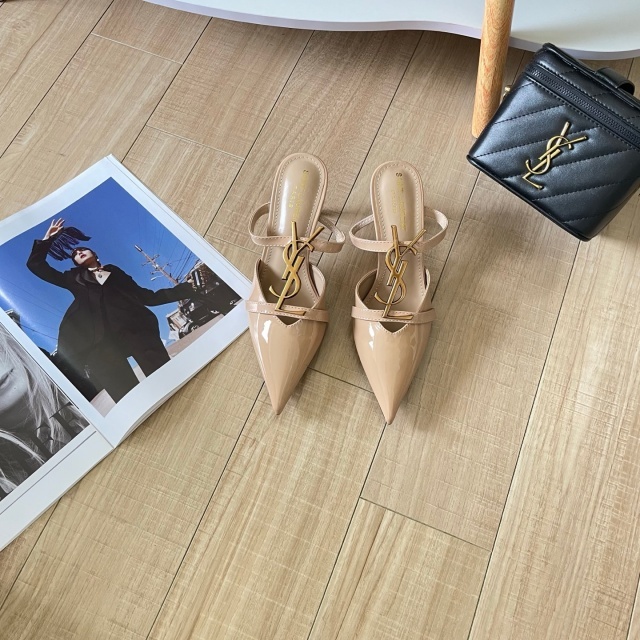 Metal Logo Leather Pointed Toe High Heeled Sandals