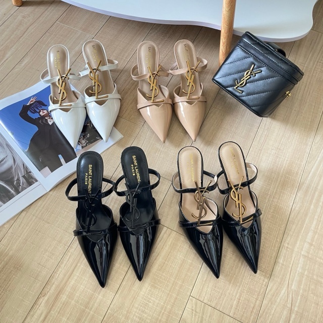 Metal Logo Leather Pointed Toe High Heeled Sandals