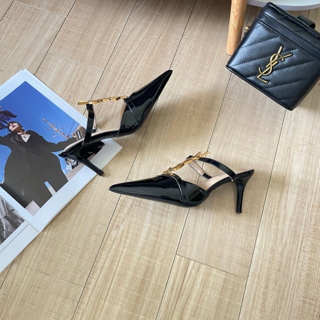 Metal Logo Leather Pointed Toe High Heeled Sandals