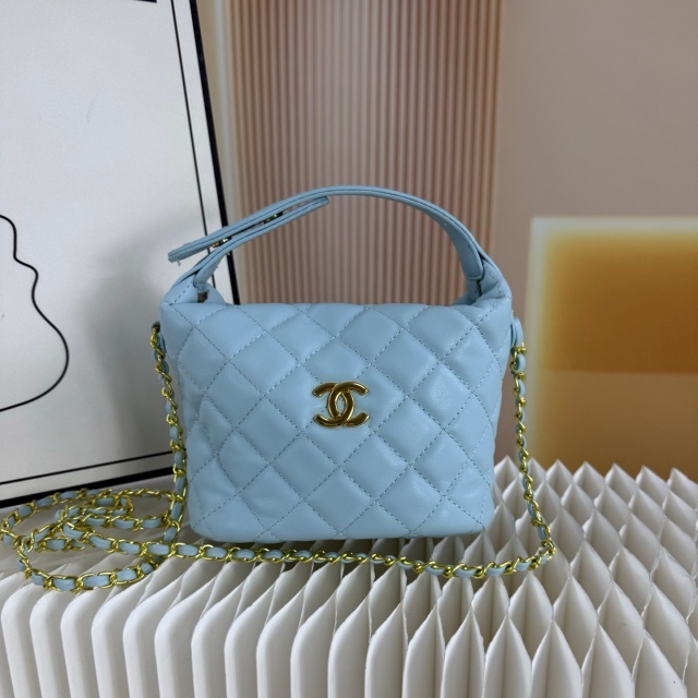 Chained Leather Fashion Women Messenger Bags