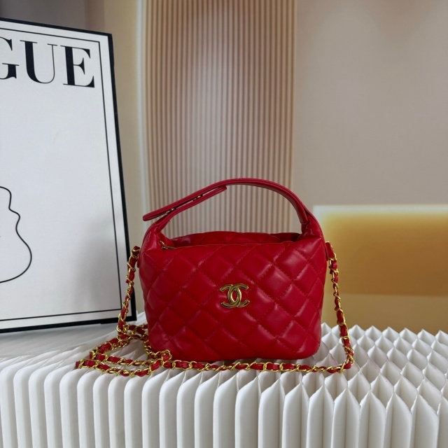 Chained Leather Fashion Women Messenger Bags