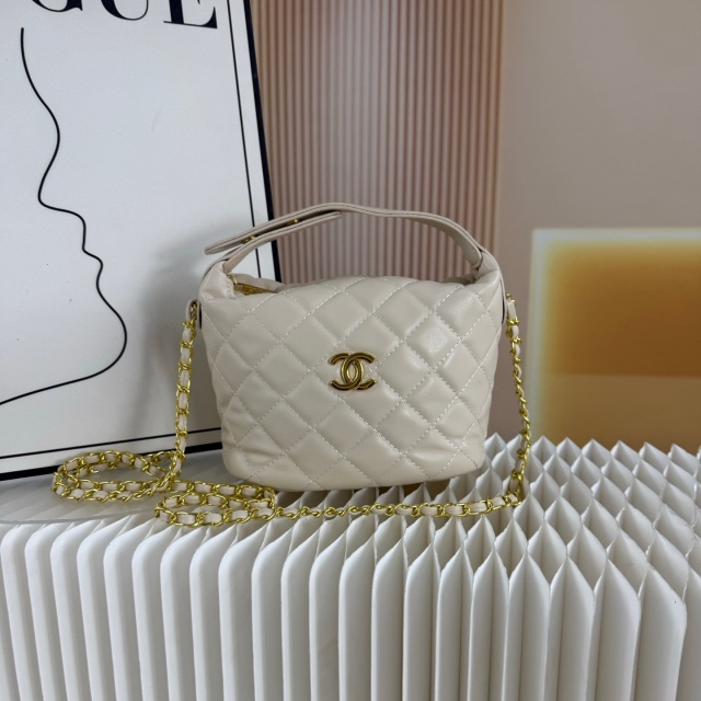 Chained Leather Fashion Women Messenger Bags