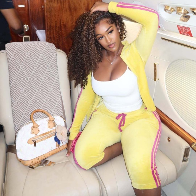 Side Striped Zipped Up Top Knee Pant Set