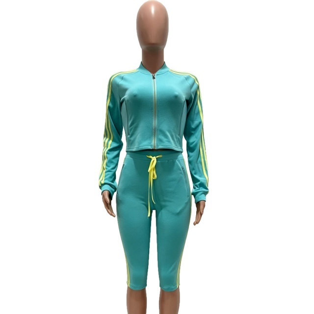 Side Striped Zipped Up Top Knee Pant Set