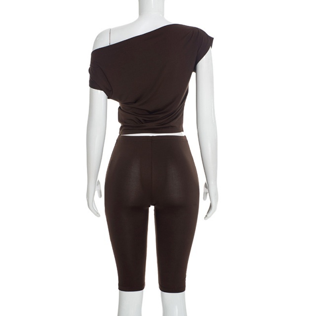 Off-shoulder Short-sleeved Top Slim-fitting Cropped Pants Set