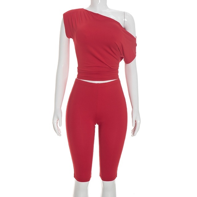 Off-shoulder Short-sleeved Top Slim-fitting Cropped Pants Set