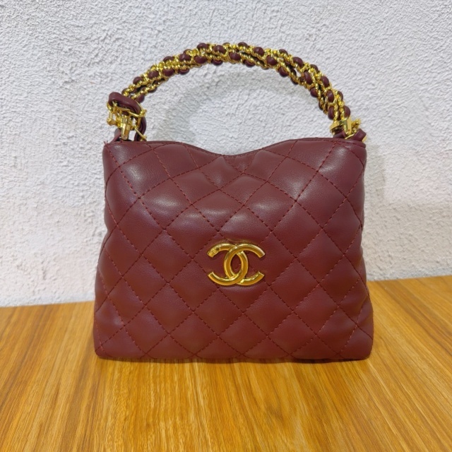 Chained Fashion Women Messenger Bags