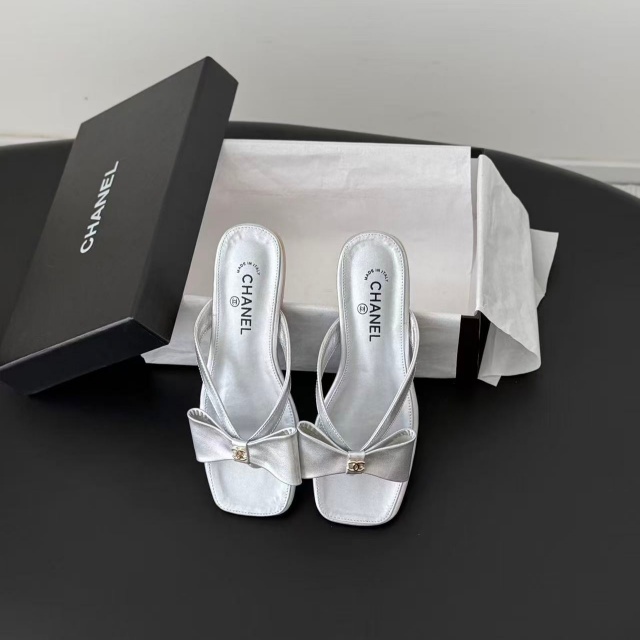 Fashion Bowknot Women Flat Sandals
