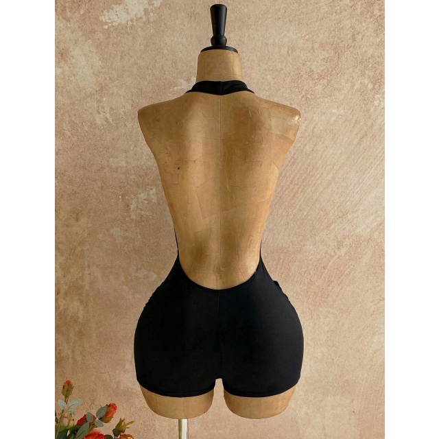 Solid Color Plunging V Neck Backless Romper