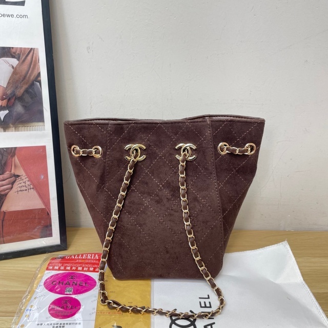 Chained Fashion Women Shoulder Bags