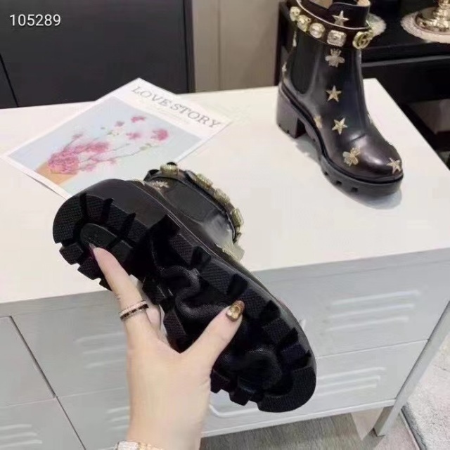 Fashion Embroidery Diamond Chunky Boots