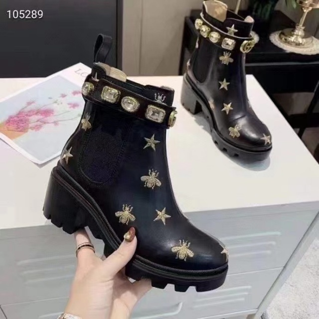 Fashion Embroidery Diamond Chunky Boots